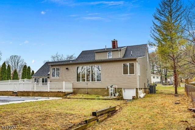 802 E Prospect St, Hackettstown Town, NJ 07840