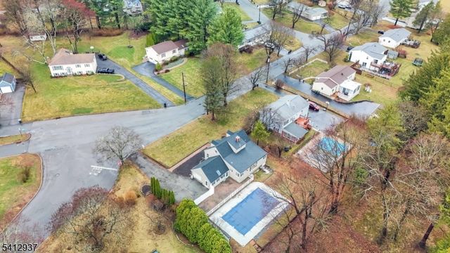 802 E Prospect St, Hackettstown Town, NJ 07840