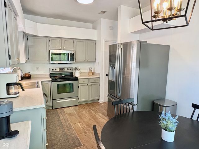 10989 Haig Point Drive, Fishers, IN 46037