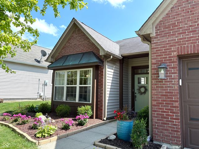 10989 Haig Point Drive, Fishers, IN 46037