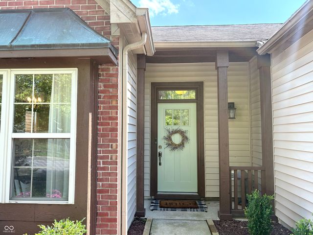 10989 Haig Point Drive, Fishers, IN 46037