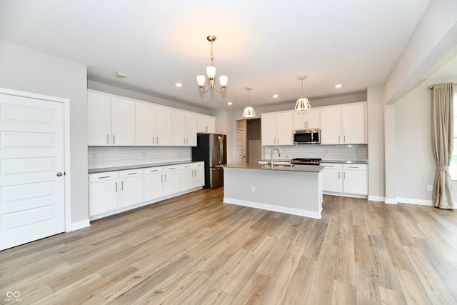 10837 Liberation Trace, Noblesville, IN 46060