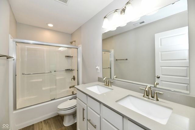 10837 Liberation Trace, Noblesville, IN 46060