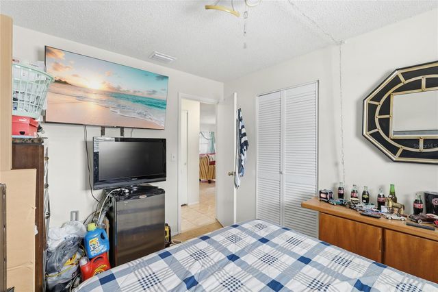 3825 PROCTOR ROAD, Sarasota, FL 34233