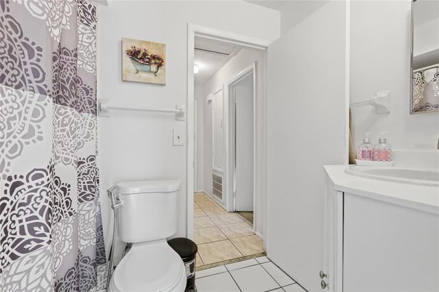 3825 PROCTOR ROAD, Sarasota, FL 34233