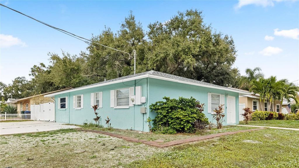 3825 PROCTOR ROAD, Sarasota, FL 34233
