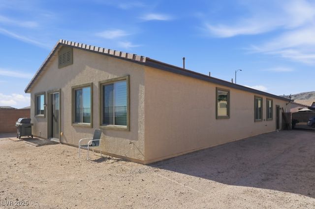 2772 Brinkley Manor Street, Laughlin, NV 89029