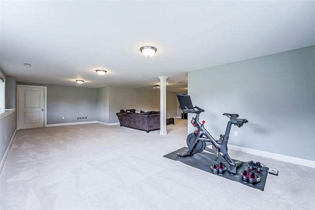 11367 Castleton Court, Dexter, MI 48130