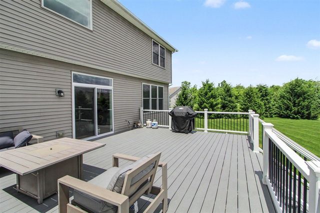11367 Castleton Court, Dexter, MI 48130