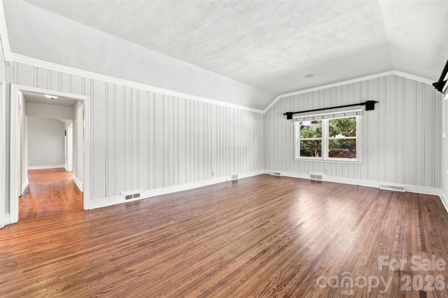 4467 Woodlark Lane, Charlotte, NC 28211