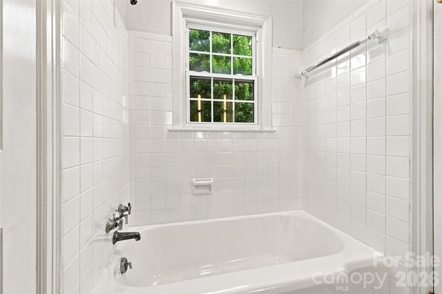 4467 Woodlark Lane, Charlotte, NC 28211
