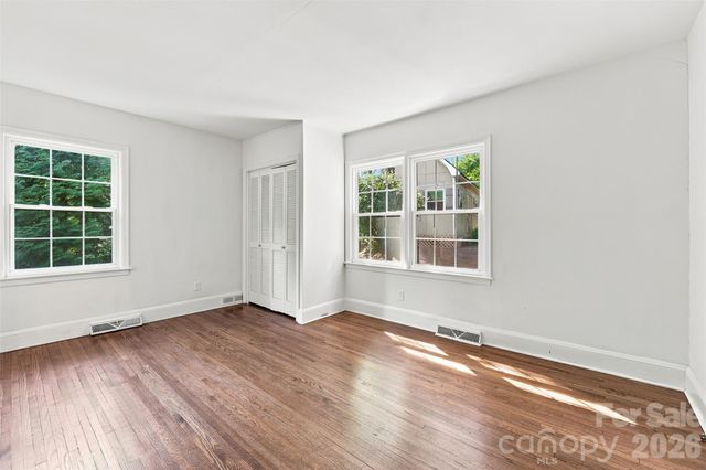 4467 Woodlark Lane, Charlotte, NC 28211