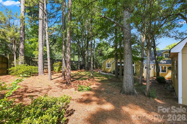 4467 Woodlark Lane, Charlotte, NC 28211