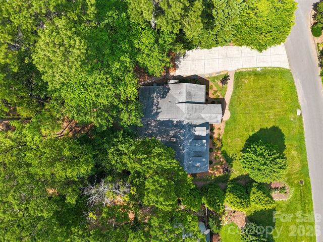 4467 Woodlark Lane, Charlotte, NC 28211
