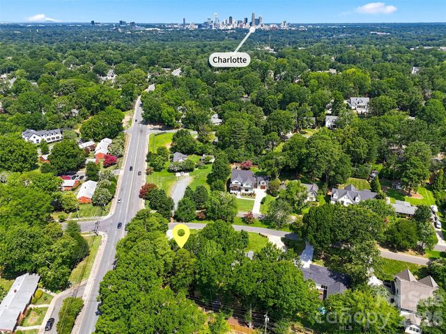 4467 Woodlark Lane, Charlotte, NC 28211