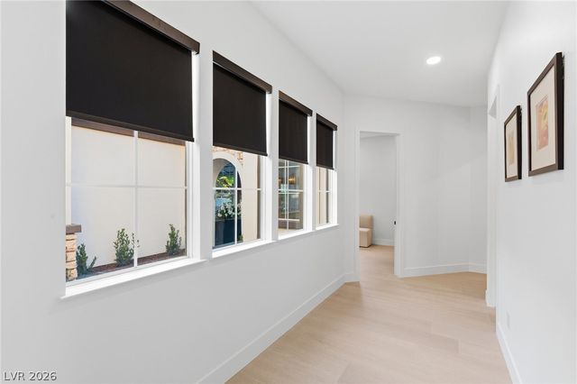 720 Sir James Bridge Way, Las Vegas, NV 89145