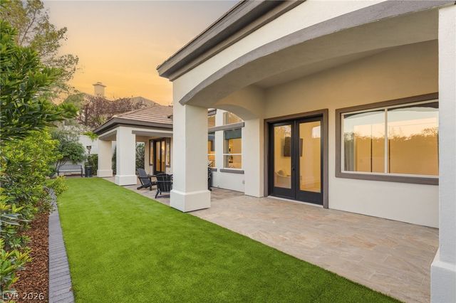720 Sir James Bridge Way, Las Vegas, NV 89145