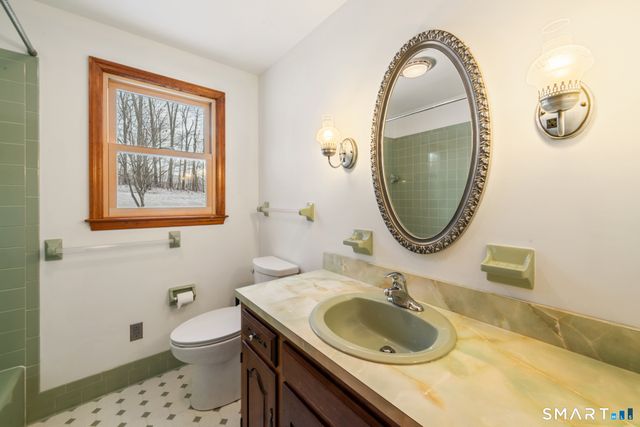 672 Old Waterbury Road, Southbury, CT 06488