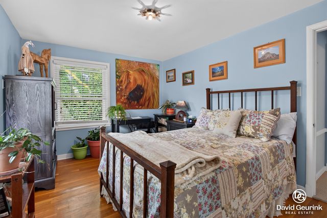 15 W 25th Street, Holland, MI 49423