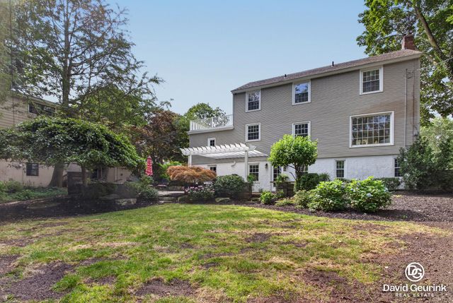 15 W 25th Street, Holland, MI 49423
