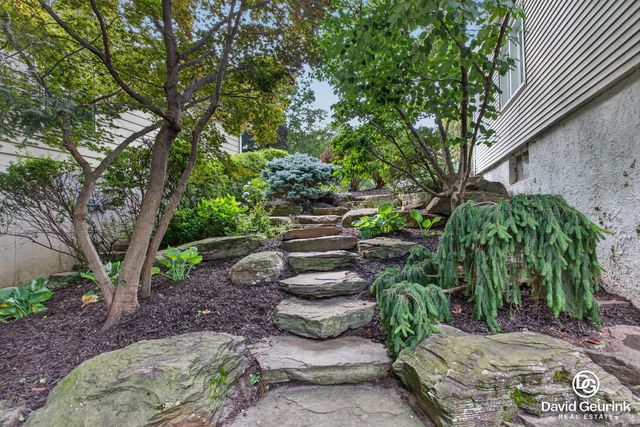 15 W 25th Street, Holland, MI 49423