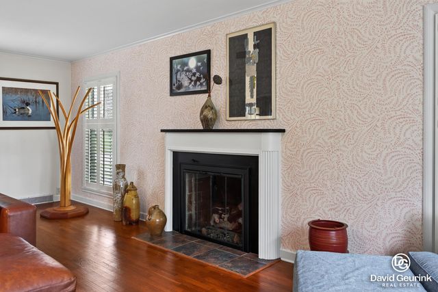 15 W 25th Street, Holland, MI 49423