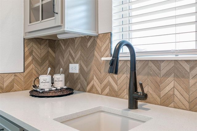 13 LAS BRISAS WAY, Palm Coast, FL 32137