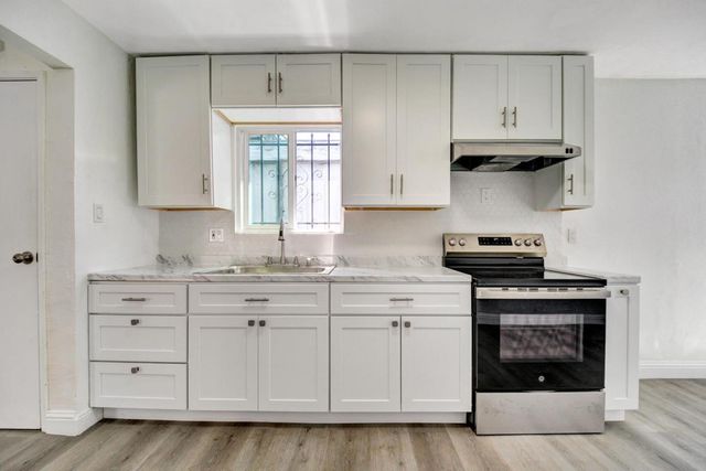 652 2nd Street, Richmond, CA 94801