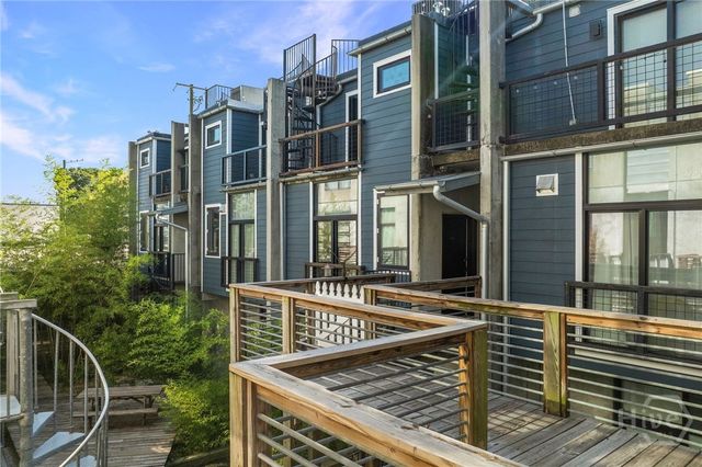 2406 De Soto Avenue B, Savannah, GA 31401