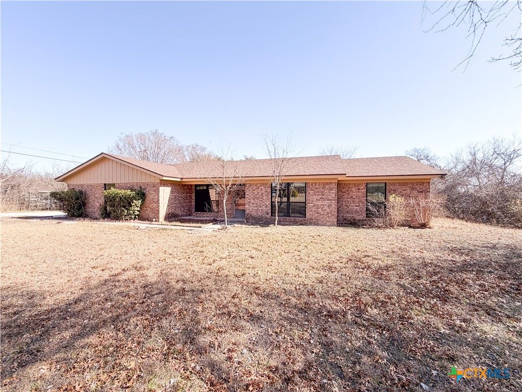 3125 Sikes Drive, Kempner, TX 76539