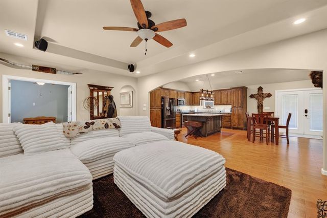 11170 Cindy Lane, Guthrie, OK 73044