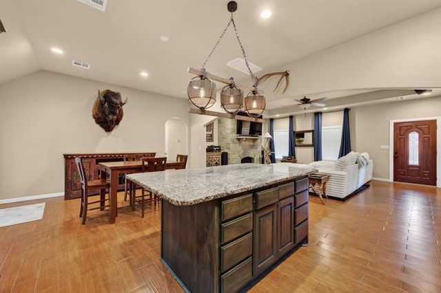 11170 Cindy Lane, Guthrie, OK 73044