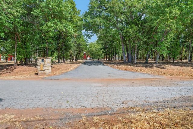11170 Cindy Lane, Guthrie, OK 73044