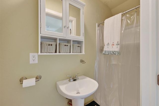 11170 Cindy Lane, Guthrie, OK 73044