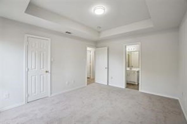 2215 Hunters Run Drive, Dallas, TX 75232