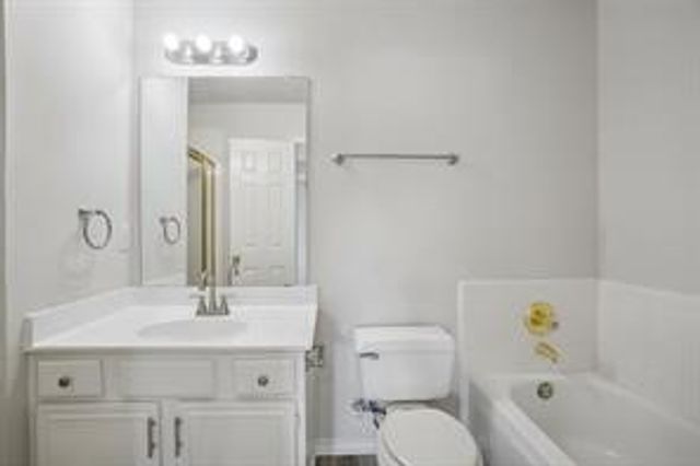 2215 Hunters Run Drive, Dallas, TX 75232