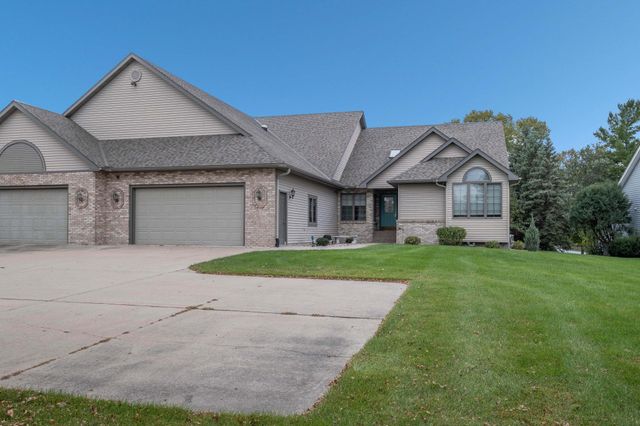 109 Teton Court, Mankato, MN 56001