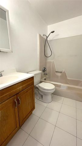 310 SW 79th Way, North Lauderdale, FL 33068