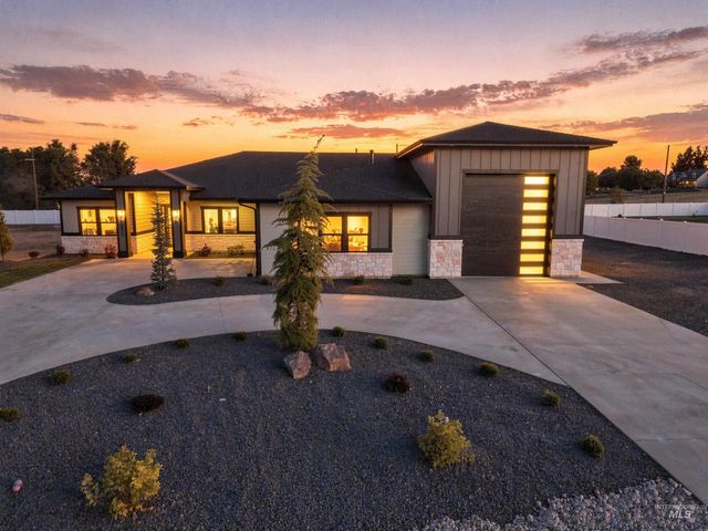 24975 Ardmore Ct, Caldwell, ID 83607