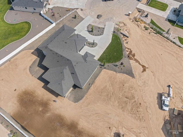 24975 Ardmore Ct, Caldwell, ID 83607
