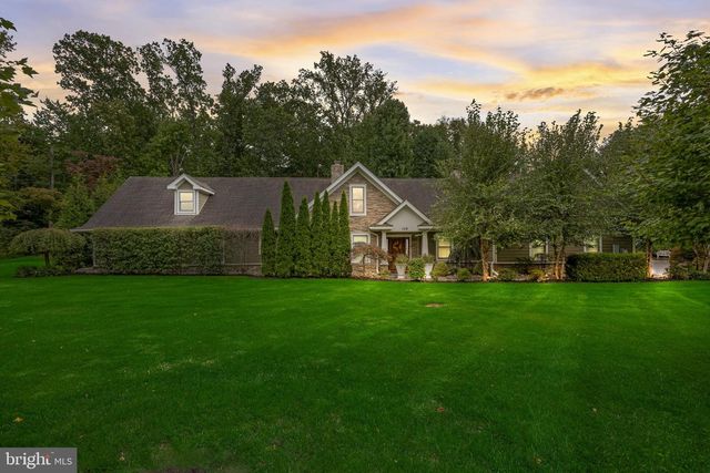 148 W ROUTE 38, Moorestown, NJ 08057