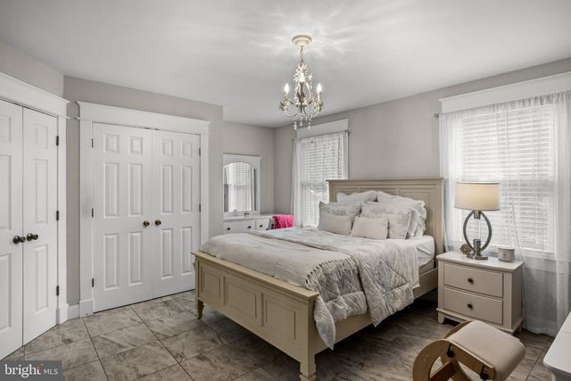 148 W ROUTE 38, Moorestown, NJ 08057