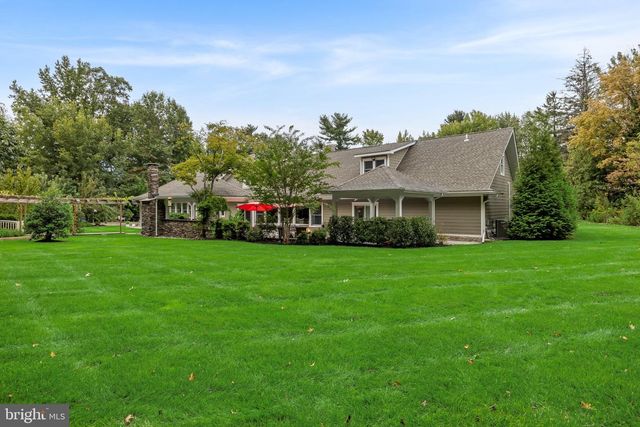 148 W ROUTE 38, Moorestown, NJ 08057