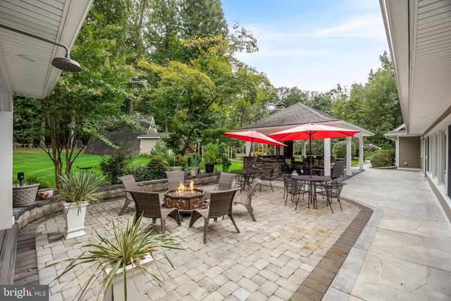 148 W ROUTE 38, Moorestown, NJ 08057