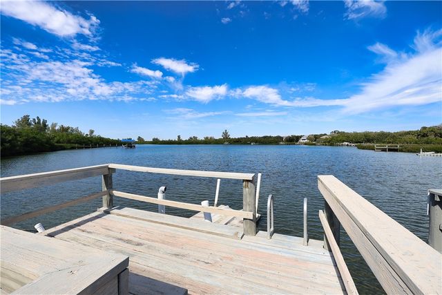 8485 Seacrest Drive, Vero Beach, FL 32963