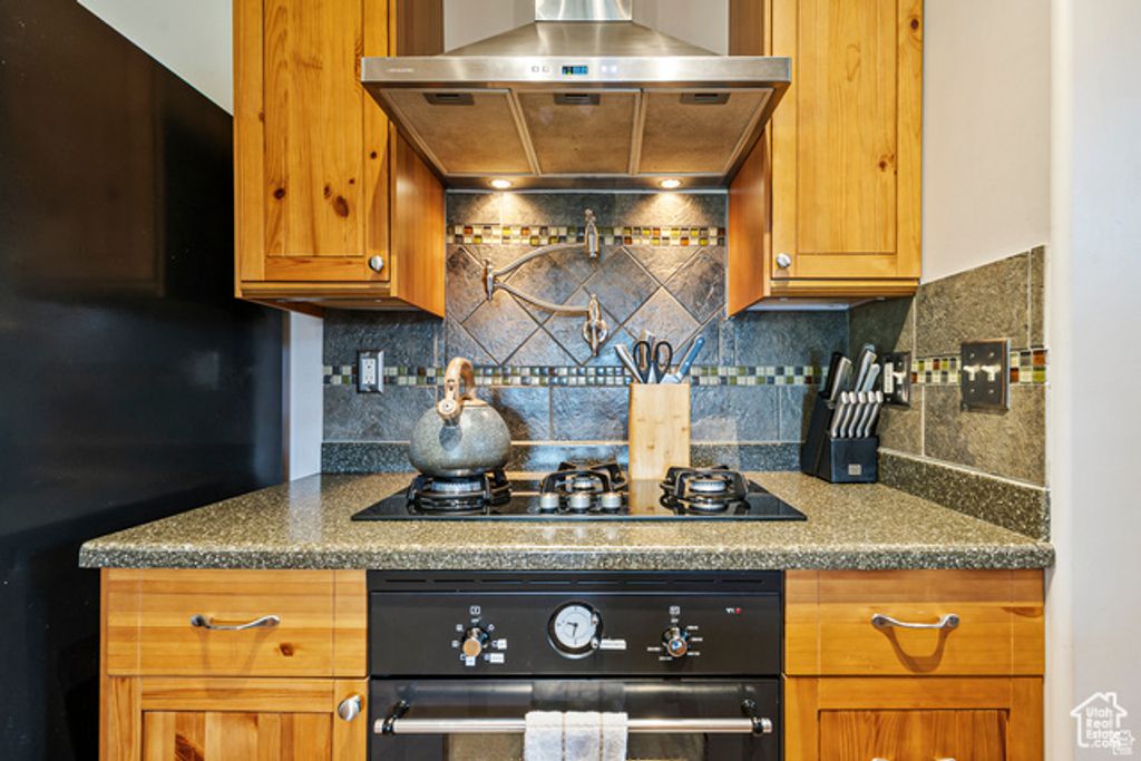 Image 14 of property listing at 2029 W TOLLGATE RD, Coalville, UT 84017