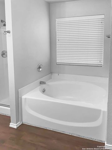 12615 Point Summit, San Antonio, TX 78253