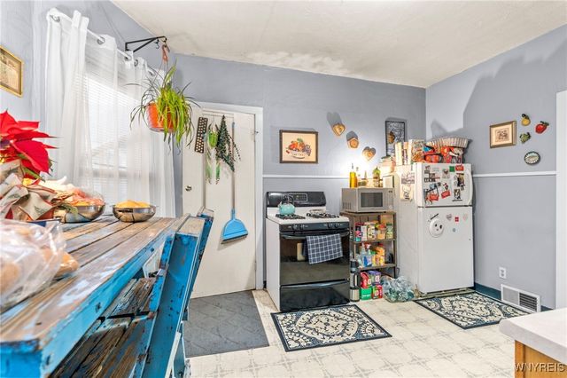 1890 Seneca Street, Buffalo, NY 14210