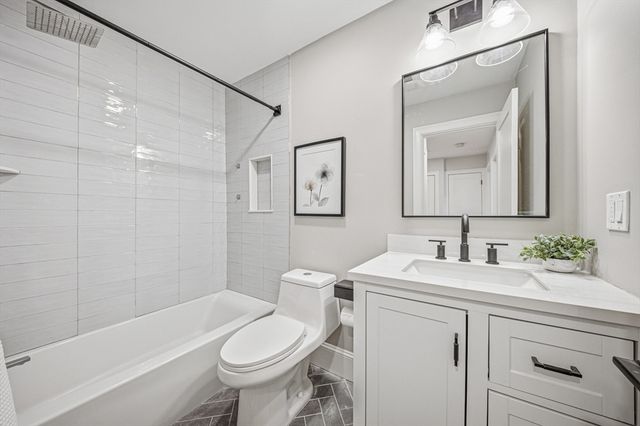 31 Boardman Street 5, Boston, MA 02128