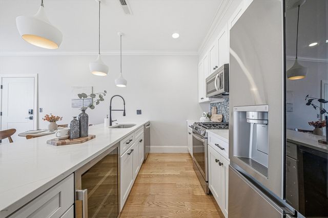 31 Boardman Street 5, Boston, MA 02128